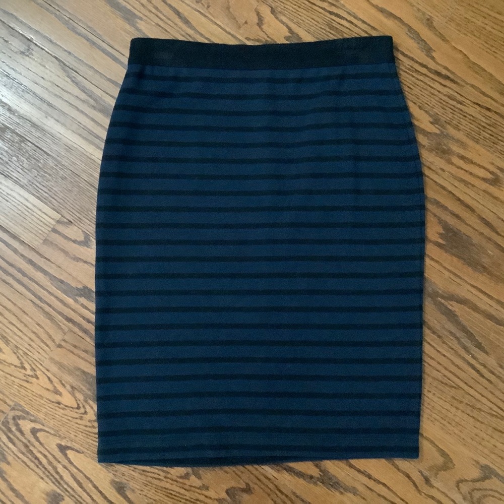 LOFT Skirt Lou & Grey Blue w/ Black Stripe Size S